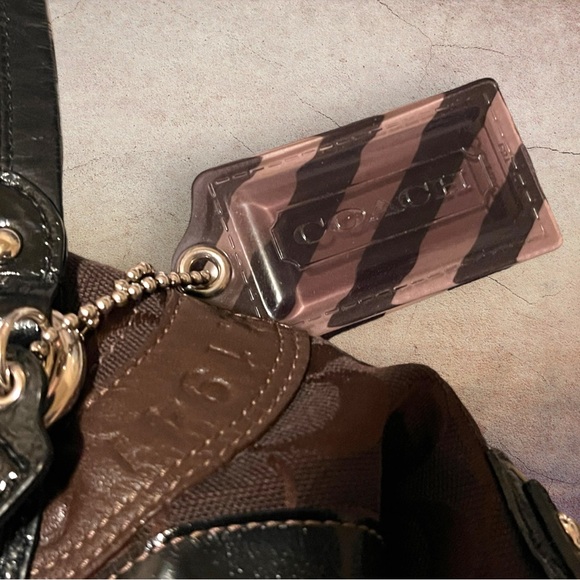 COACH Ashley 15474 Patchwork Shoulder Bag 13”x9”x4” Inside pockets. BlackBrn EUC - Picture 9 of 15